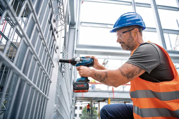 Акумуляторний ударний гайковерт Bosch GDS 18V-1050 H — Photo 2
