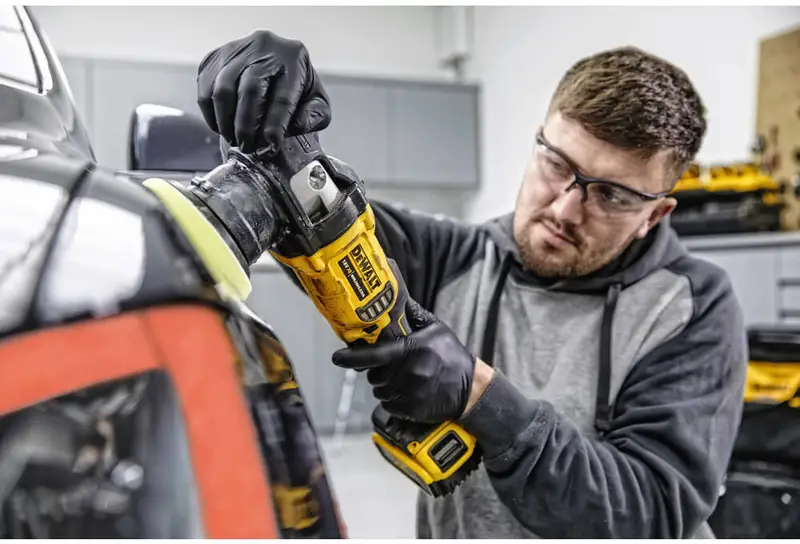Полірувальна машина акумуляторна безщіткова DeWALT DCM848P2 — Photo 3