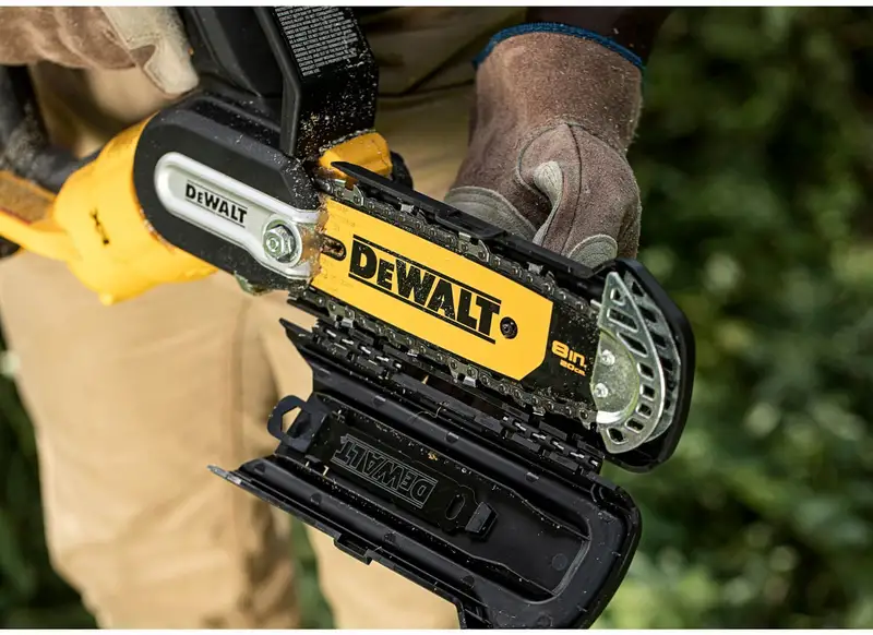 Міні-пилка ланцюгова акумуляторна безщіткова DeWALT DCMPS520N — Photo 10