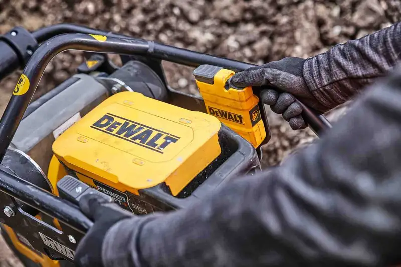 Вібротрамбовка акумуляторна POWERSHIFT DeWALT DCPS660N — Photo 7