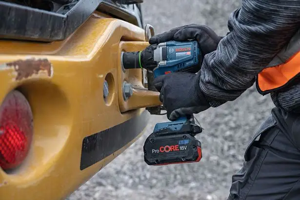 Акумуляторний безщітковий ударний гайковерт Bosch GDS 18V-750 C — Photo 3