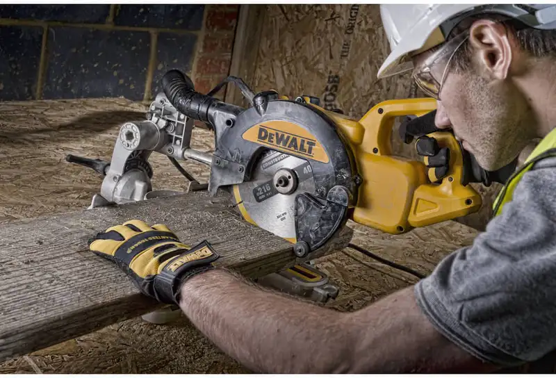 Пила торцювальна мережева DeWALT DWS773 — Photo 5