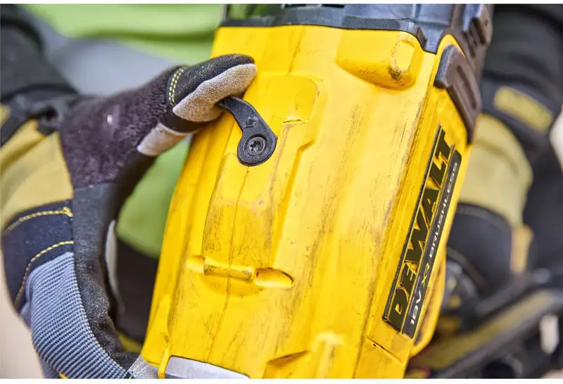 Пістолет цвяхозабивний акумуляторний безщітковий DeWALT DCN930P2 — Photo 13