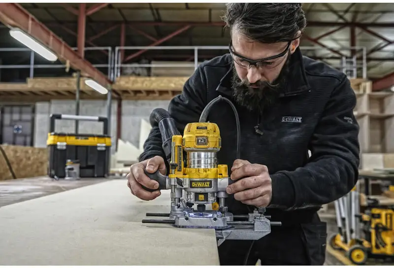 Фрезер мережевий DeWALT D26204K — Photo 1