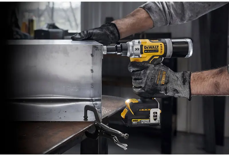 Заклепочник акумуляторний безщітковий DeWALT DCF414NT — Photo 6