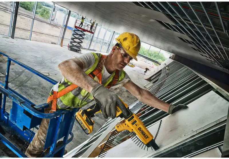 Шурупокрут акумуляторний безщітковий DeWALT DCF620N — Photo 4