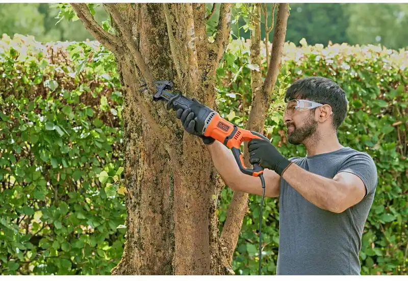 Пила шабельна мережева BLACK+DECKER BES301 — Photo 11