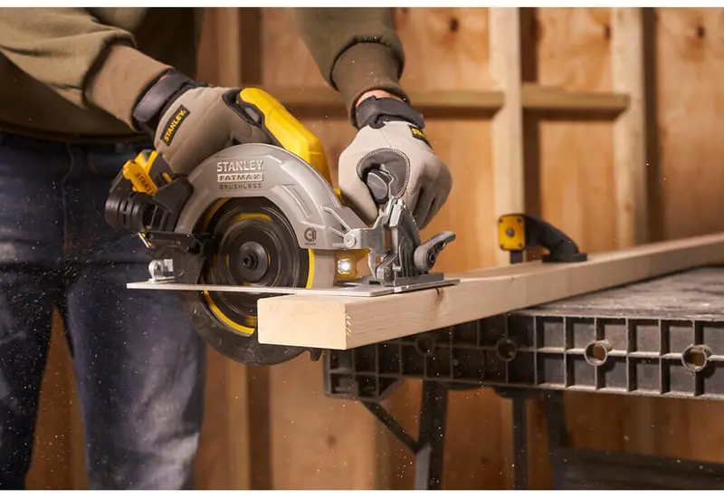 Пила циркулярна акумуляторна STANLEY FATMAX SFMCS550M2K — Photo 9