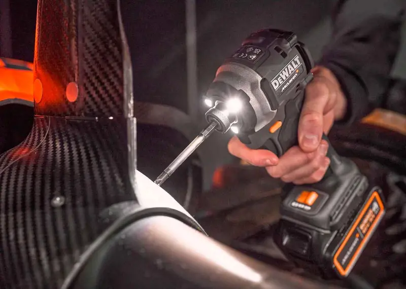 Набір з двох інструментів акумуляторних безщіткових McLaren F1 TEAM LIMITED EDITION DeWALT DCK200MM2T — Photo 14