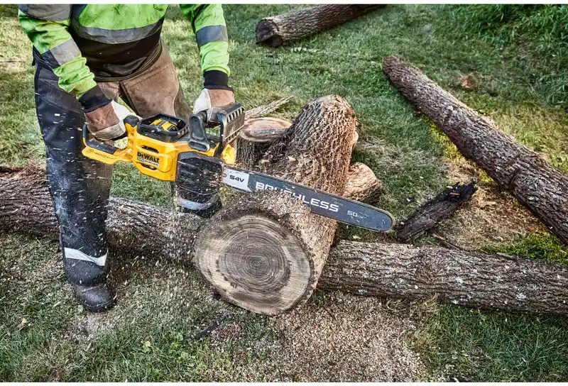Пила ланцюгова акумуляторна безщіткова DeWALT DCMCS575N — Photo 5