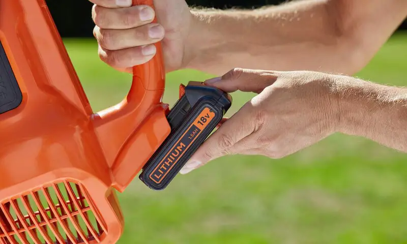 Повітродувка акумуляторна BLACK+DECKER BCBL200L — Photo 9