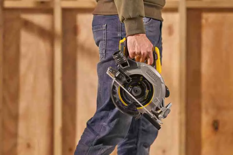 Пила циркулярна акумуляторна STANLEY FATMAX SFMCS550B — Photo 6