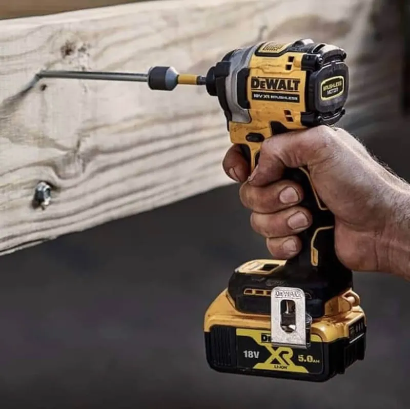 Шурупокрут ударний акумуляторний безщітковий DeWALT DCF850NT — Photo 3