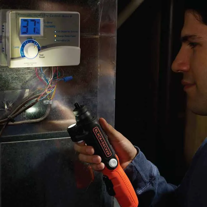 Викрутка акумуляторна BLACK+DECKER BDCSFL20C — Photo 4