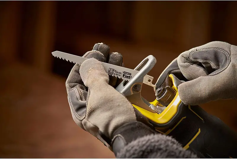 Пила шабельна акумуляторна STANLEY FATMAX SFMCS310B — Photo 6