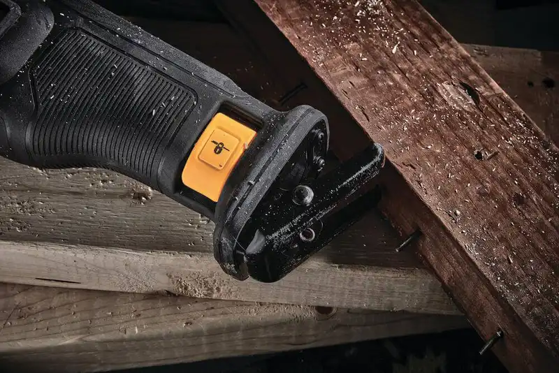Пила шабельна акумуляторна DeWALT DCS386NT — Photo 16