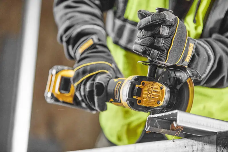 Шліфмашина кутова - болгарка акумуляторна безщіткова DeWALT DCG409T1 — Photo 6