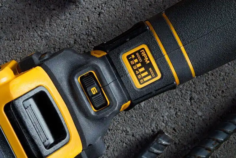 Шліфмашина кутова - болгарка акумуляторна безщіткова DeWALT DCG409VSNT — Photo 6