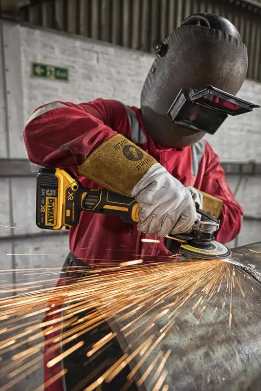 Шліфмашина кутова - болгарка акумуляторна безщіткова DeWALT DCG405P3 — Photo 11