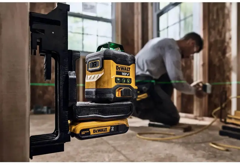 Рівень лазерний лінійний DeWALT DCLE34031D1 — Photo 6