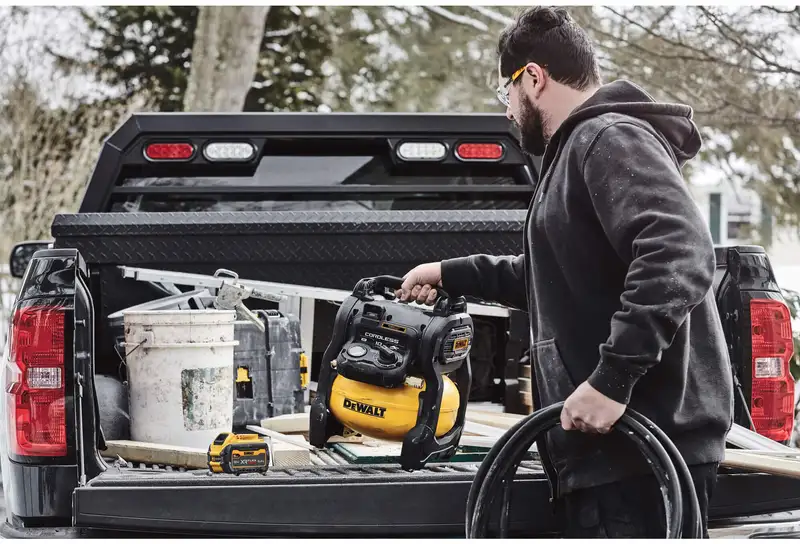 Компресор повітряний акумуляторний DeWALT DCC1018N — Photo 8