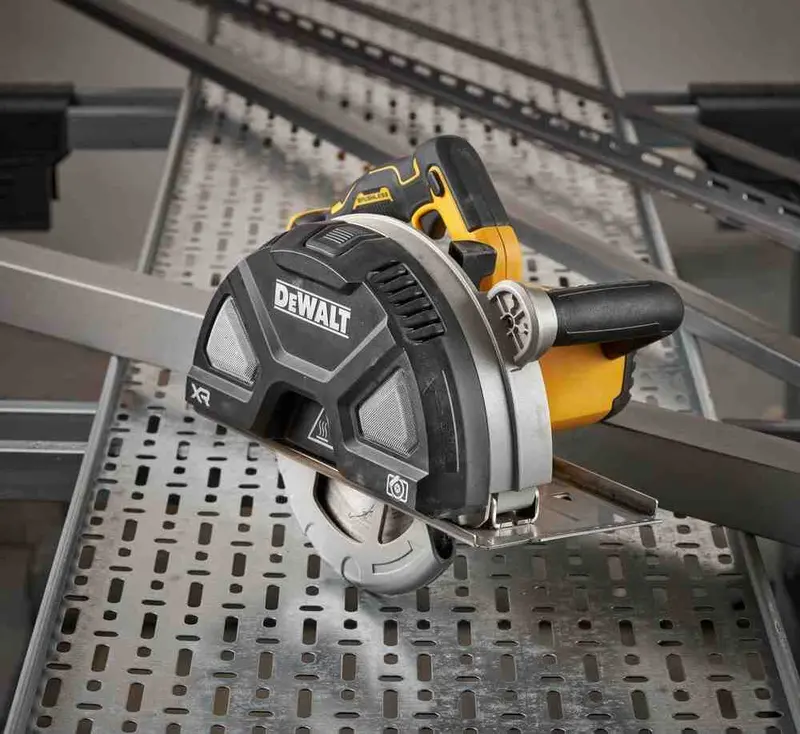 Пилка дискова по металу акумуляторна DeWALT DCS383N — Photo 6