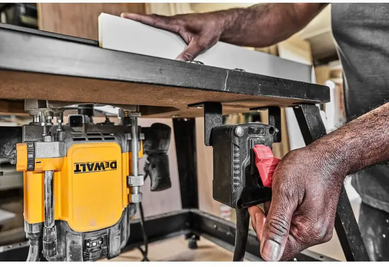 Фрезер мережевий DeWALT DWE627KT — Photo 4