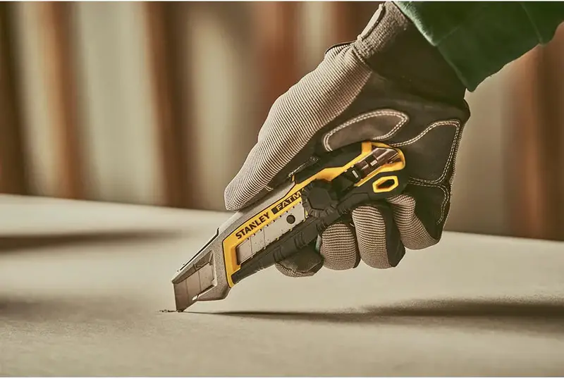 Ніж FatMax Integrated Snap Knife STANLEY FMHT10592-0 — Photo 4