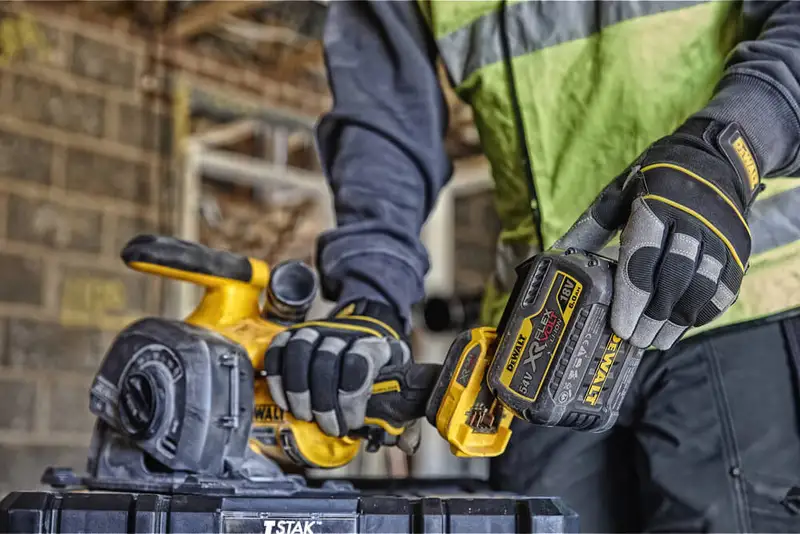 Штроборіз акумуляторний безщітковий DeWALT DCG200NT — Photo 3