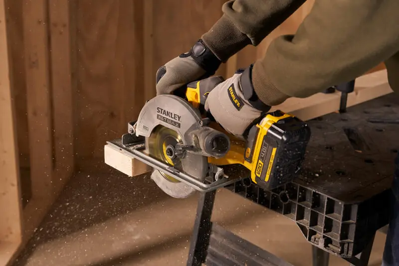 Пила циркулярна акумуляторна STANLEY FATMAX SFMCS500B — Photo 2