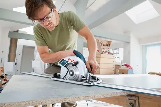 Ручна циркулярна пила Bosch GKS 65 GCE — Photo 2