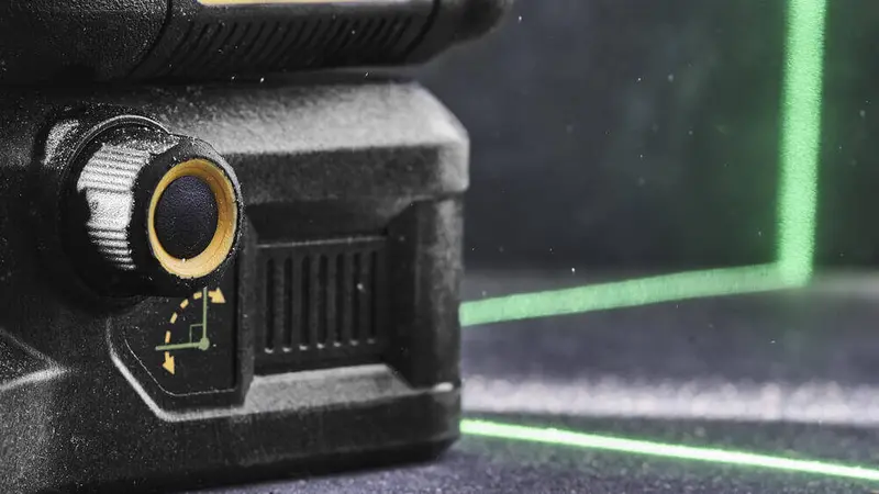 Рівень лазерний лінійний DeWALT DCE089D1G18 — Photo 15