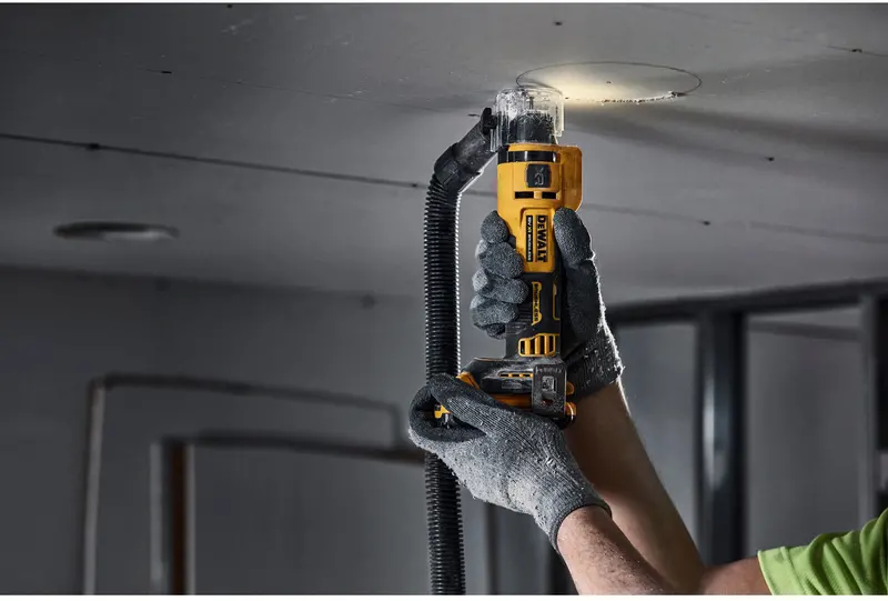 Фрезер акумуляторний для вирізання гіпсокартону DeWALT DCE555N — Photo 6