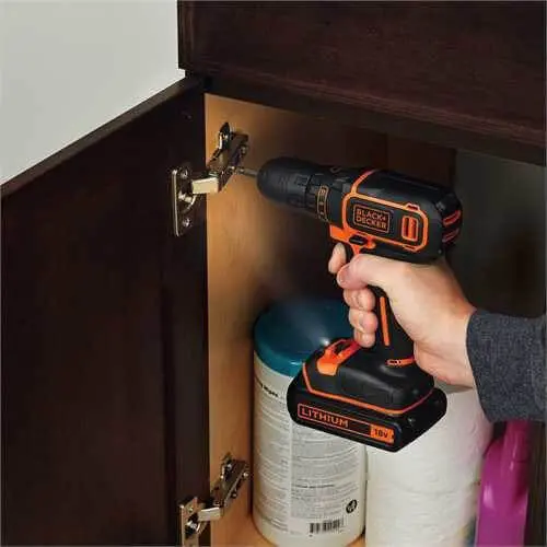Дриль-шурупокрут акумуляторний BLACK+DECKER BDCDC18B — Photo 4