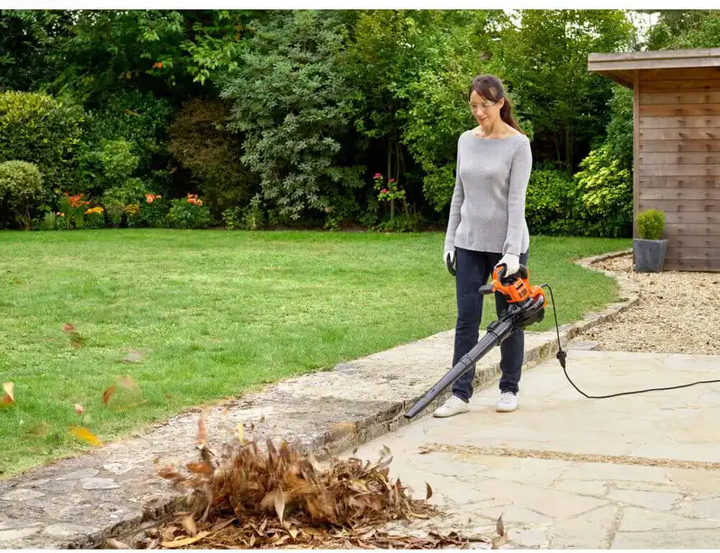 Садовий пилосос електричний BLACK+DECKER BEBLV301 — Photo 12