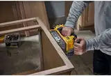 Шліфмашина стрічкова акумуляторна безщіткова DeWALT DCW220P2 — Photo 27