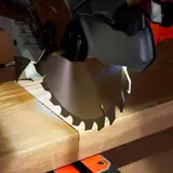 Пила торцювальна мережева BLACK+DECKER BES702 — Photo 16