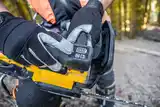 Пилка ланцюгова акумуляторна безщіткова з верхньою рукояткою DeWALT DCMCST635X1 — Photo 18
