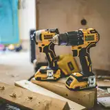 Набір з двох інструментів безщіткових DeWALT DCK2062D2T — Photo 8