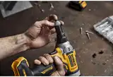 Заклепочник акумуляторний безщітковий DeWALT DCF414NT — Photo 21