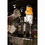 Верстат свердлильний мережевий магнітний DeWALT DWE1622K — Photo 11