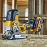 Лобзик аккумуляторний DeWALT DCS335NT — Photo 12